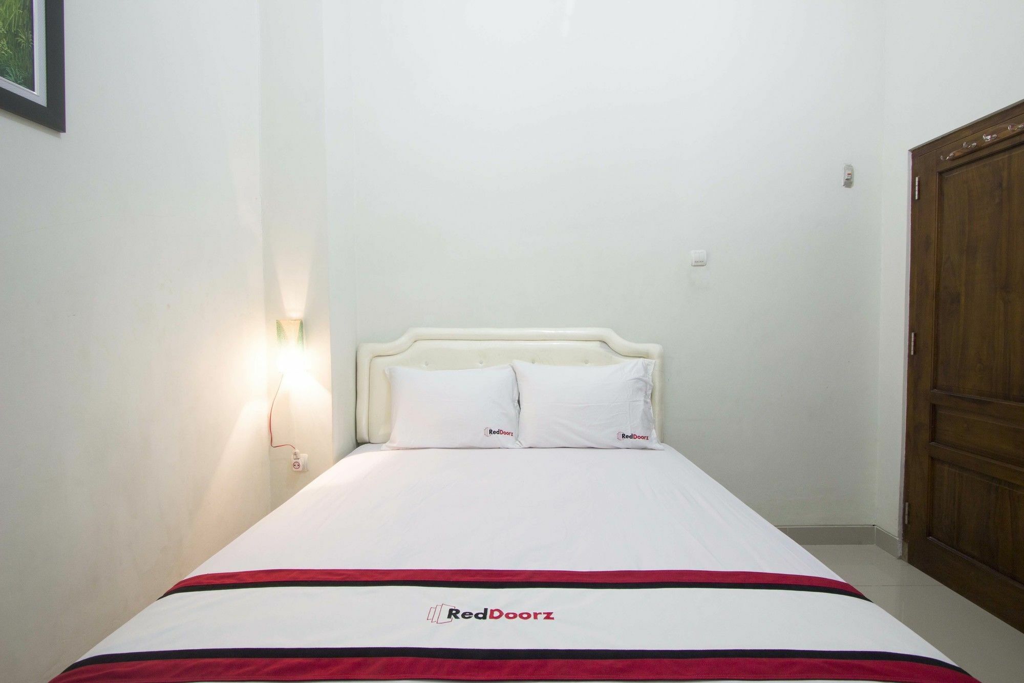 Hotel Reddoorz @ Rejowinangun Kota Gede Baturetno Exterior foto